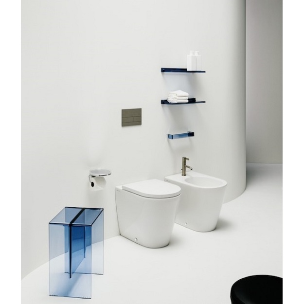Kartell By Laufen pastatoma bidė, 1 skylė mai&scaron;ytuvui viduryje, be &scaron;oninių skyl. vandens įvadu